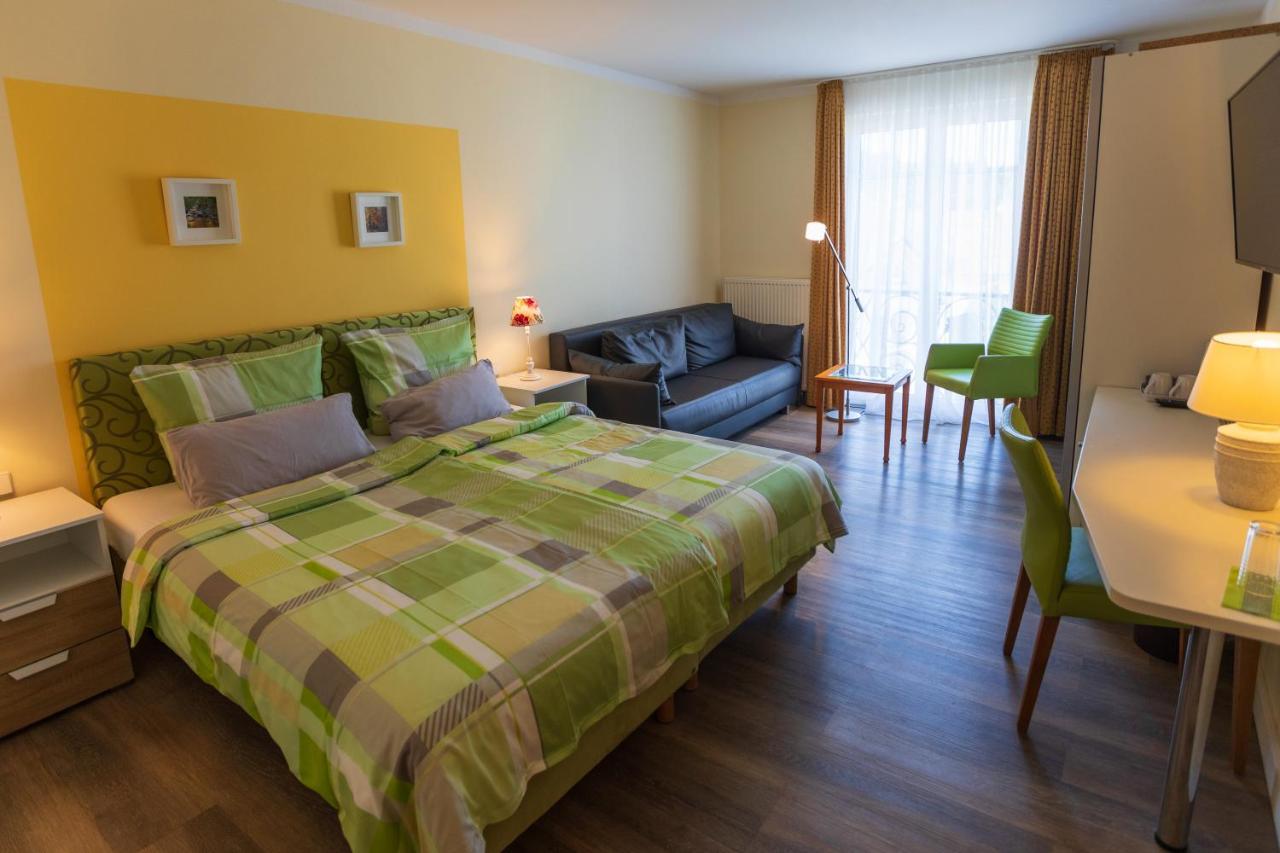 Landhotel Gillenfelder Hof Экстерьер фото
