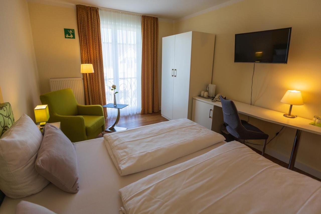 Landhotel Gillenfelder Hof Экстерьер фото