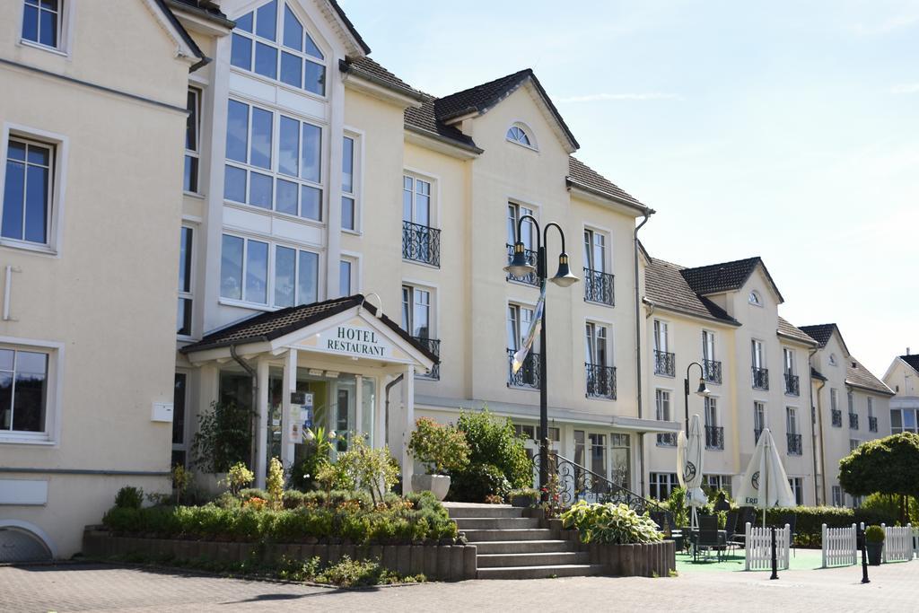 Landhotel Gillenfelder Hof Экстерьер фото
